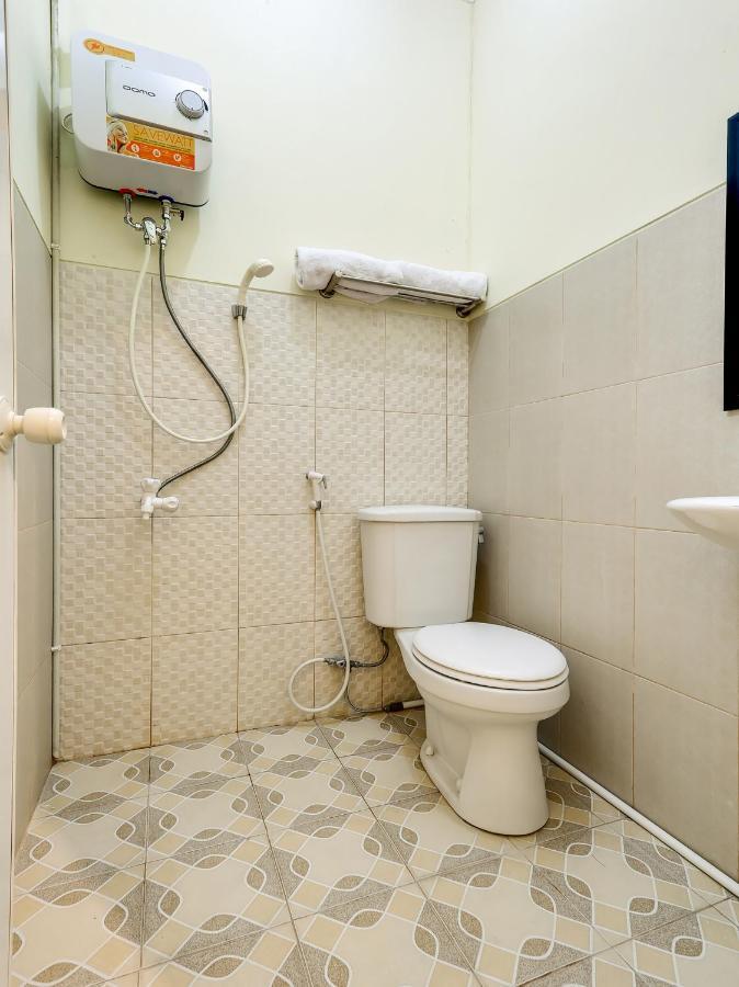 Oyo 90095 Indah Homestay Syariah Kejayan ภายนอก รูปภาพ
